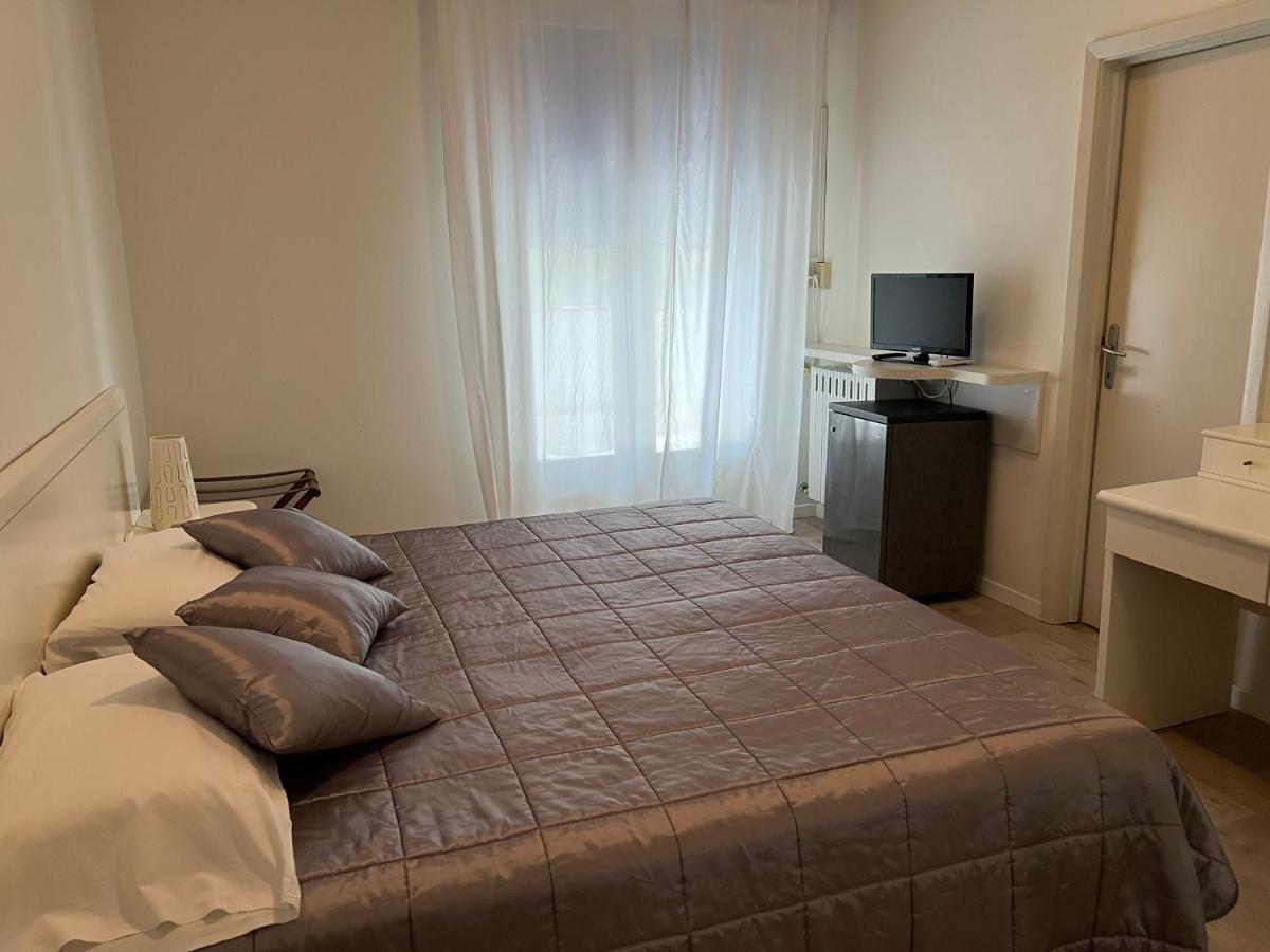 G&D Hotel Deanna Pool&Brunch Milano Marittima Quarto foto