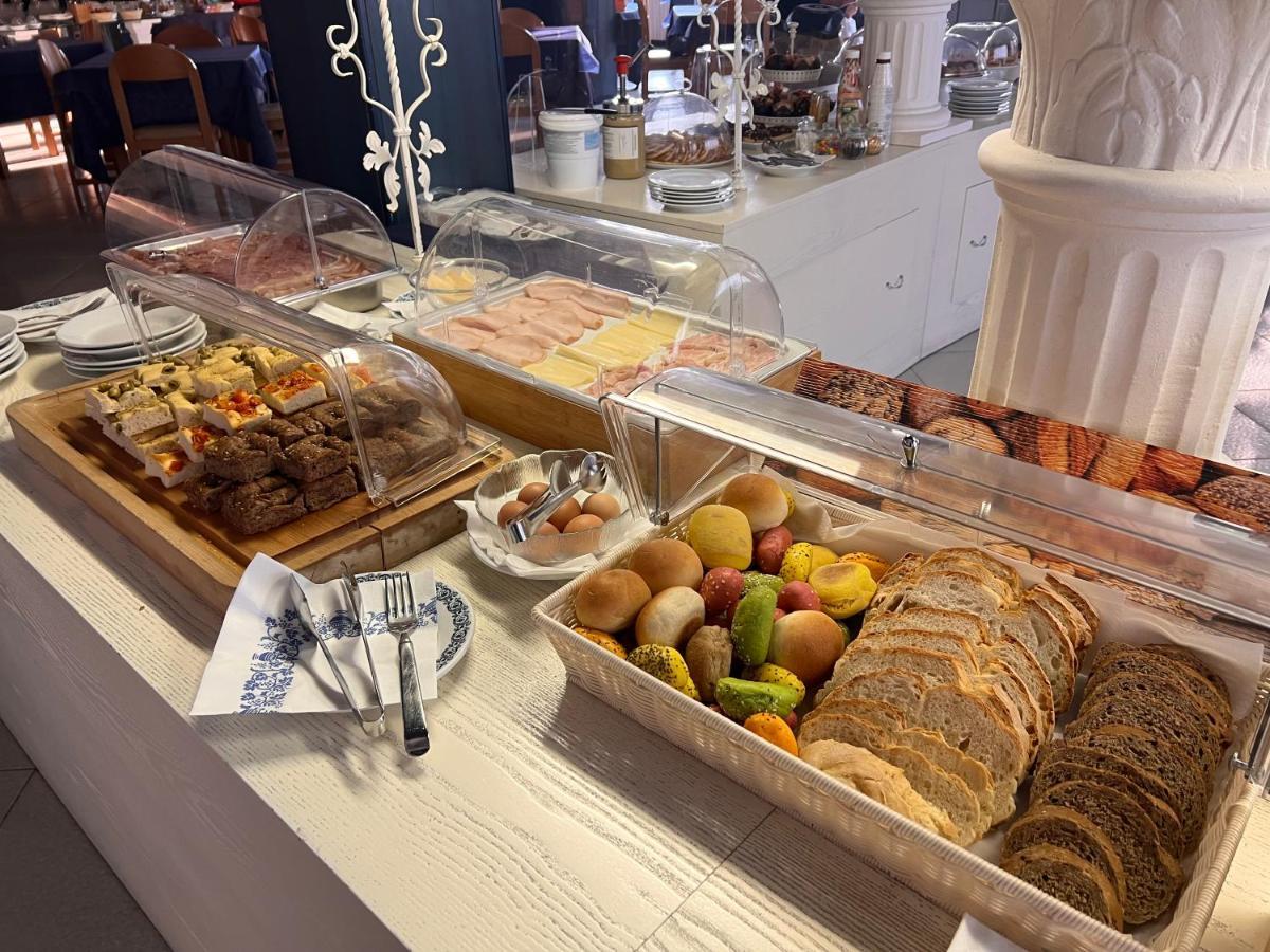 G&D Hotel Deanna Pool&Brunch Milano Marittima Exterior foto