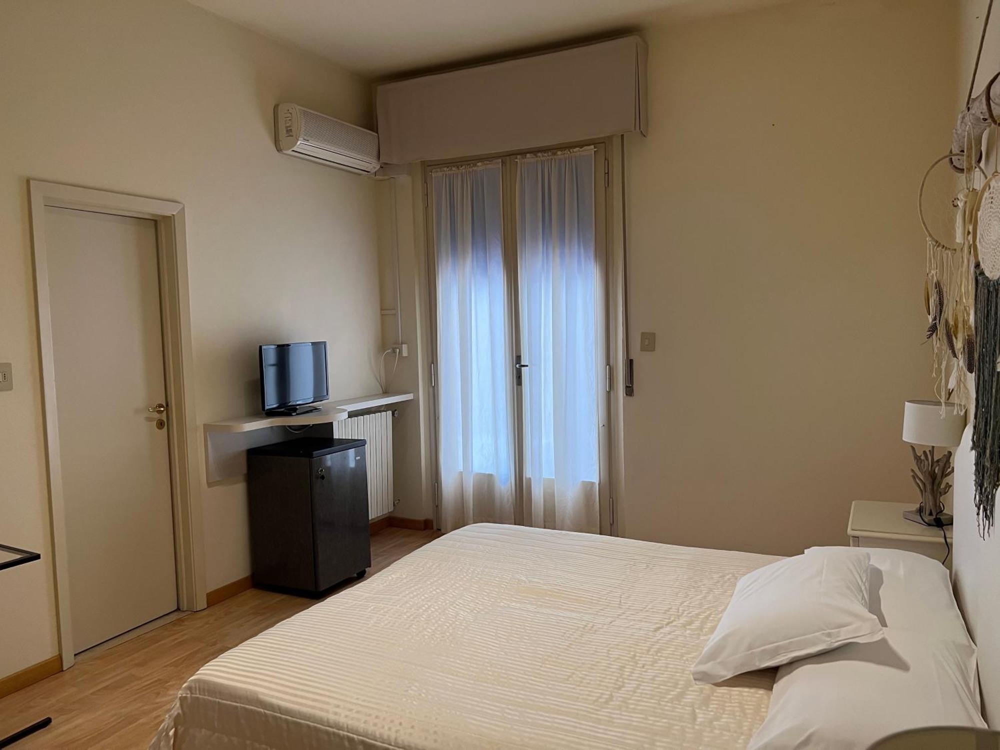 G&D Hotel Deanna Pool&Brunch Milano Marittima Quarto foto