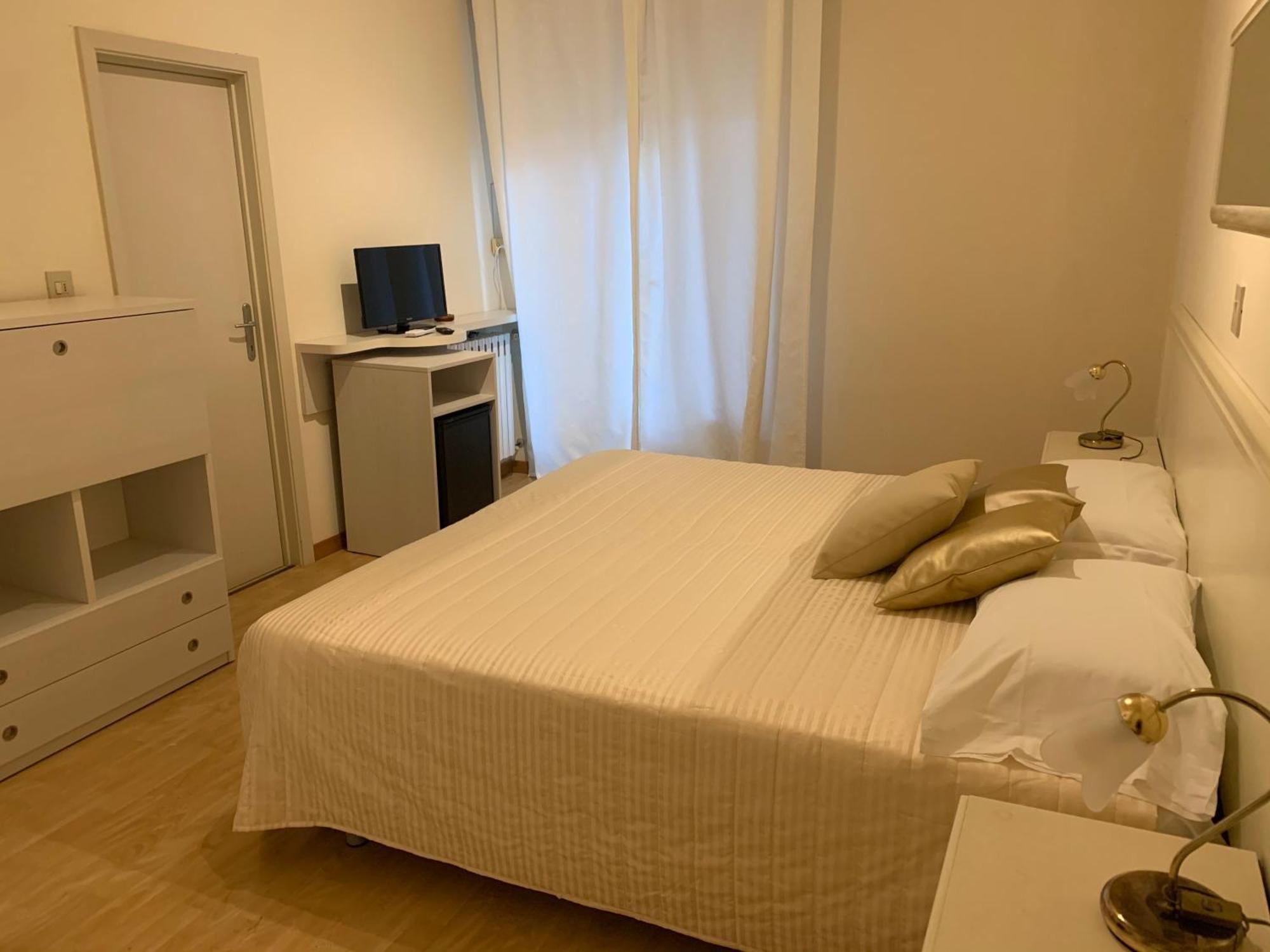 G&D Hotel Deanna Pool&Brunch Milano Marittima Quarto foto